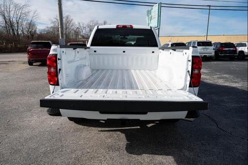 2018 Chevrolet Silverado 1500 Custom