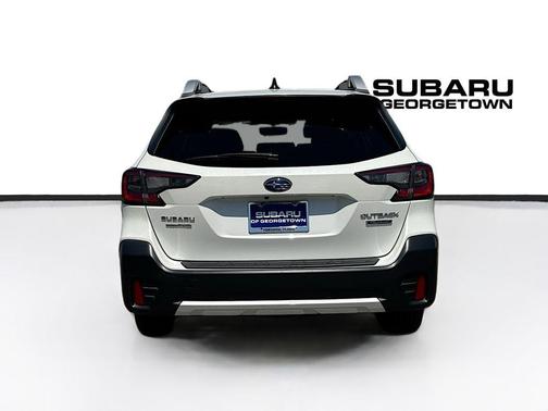 2022 Subaru Outback Touring