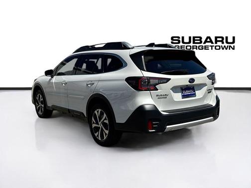 2022 Subaru Outback Touring