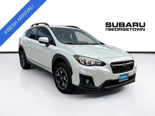 Crystal White Pearl 2018 Subaru Crosstrek 2.0i Premium