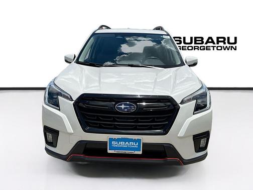 Crystal White Pearl 2022 Subaru Forester Sport