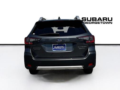 2025 Subaru Outback Touring