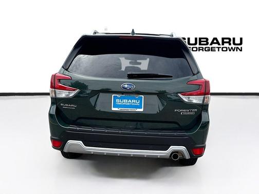 Cascade Green Silica 2024 Subaru Forester Touring