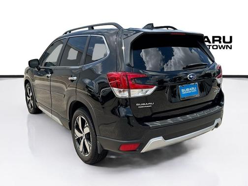Crystal Black Silica 2019 Subaru Forester Touring