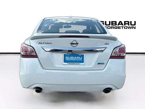 Pearl White 2013 Nissan Altima 2.5 SV