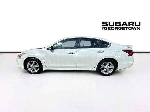 Pearl White 2013 Nissan Altima 2.5 SV