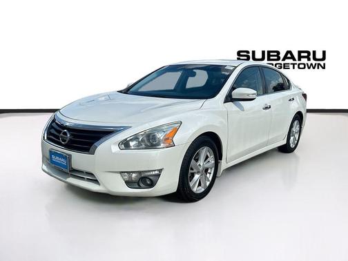 Pearl White 2013 Nissan Altima 2.5 SV