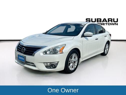 Pearl White 2013 Nissan Altima 2.5 SV