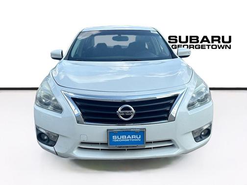 Pearl White 2013 Nissan Altima 2.5 SV