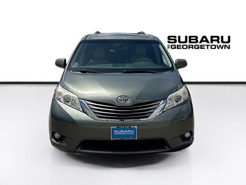 2011 Toyota Sienna XLE