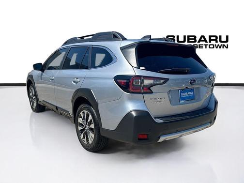 Ice Silver Metallic 2025 Subaru Outback Limited