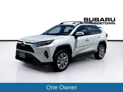 2025 Toyota RAV4 XLE Premium