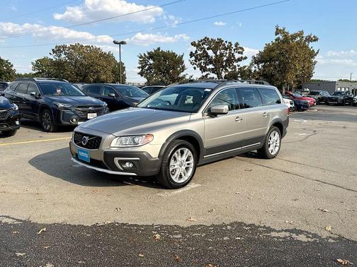 2016 Volvo XC70 T5 Platinum