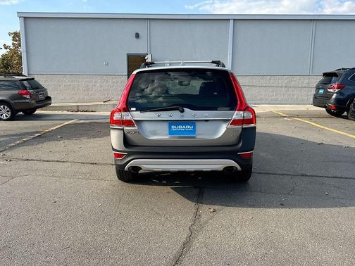 2016 Volvo XC70 T5 Platinum