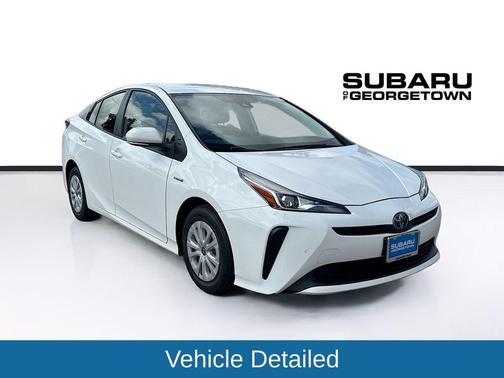 White 2022 Toyota Prius LE