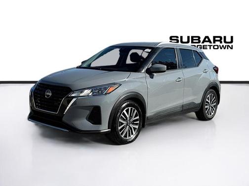 2022 Nissan Kicks SV