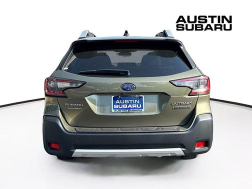 2025 Subaru Outback Touring XT