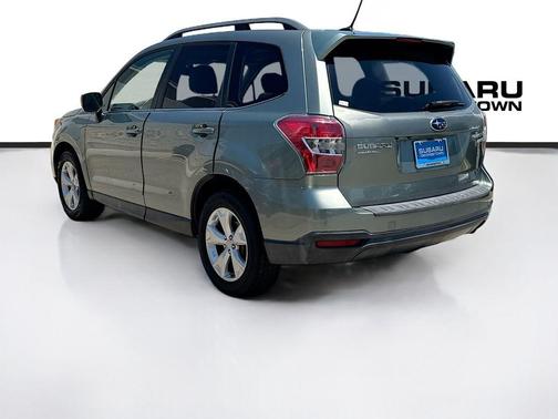 Jasmine Green Metallic 2014 Subaru Forester 2.5i Limited
