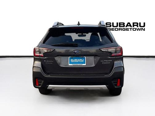 2022 Subaru Outback Touring