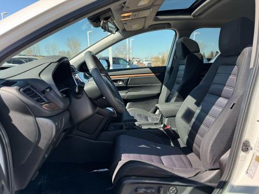 White Diamond Pearl 2018 Honda CR-V EX