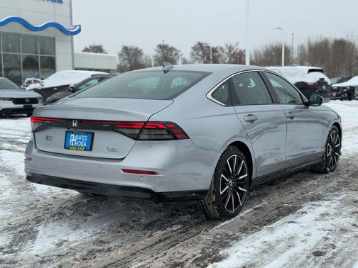 2025 Honda Accord Hybrid Touring