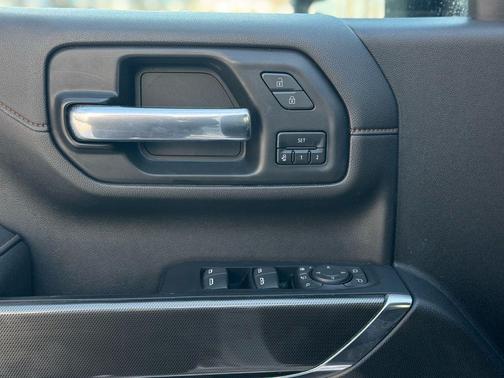 2023 GMC Sierra 2500 AT4