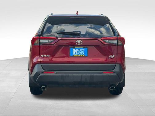 2025 Toyota RAV4 Hybrid XLE Premium