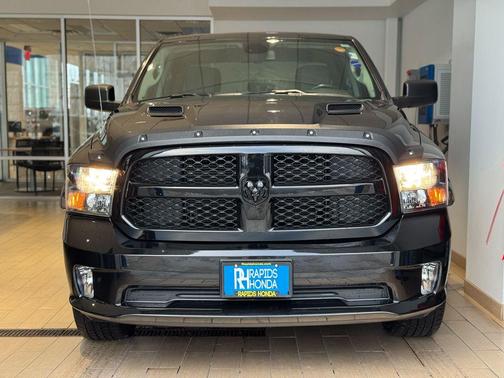 2022 RAM 1500 Classic Express