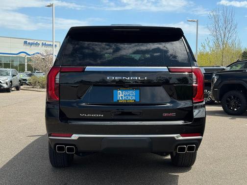 Onyx Black 2025 GMC Yukon XL Denali