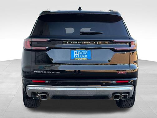 2025 GMC Acadia Denali