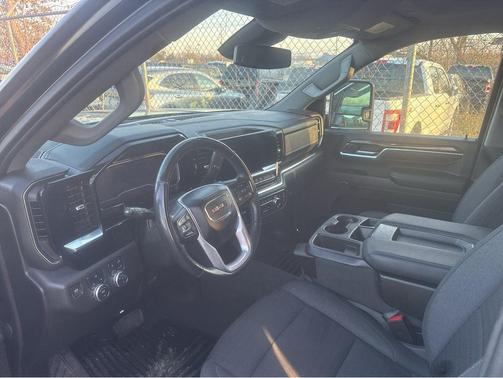2024 GMC Sierra 2500 SLE