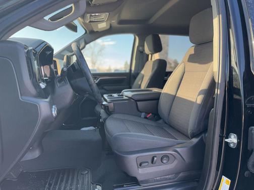 2024 GMC Sierra 2500 SLE