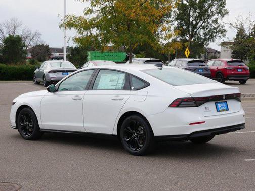 2025 Honda Accord Sport SE 1.5T