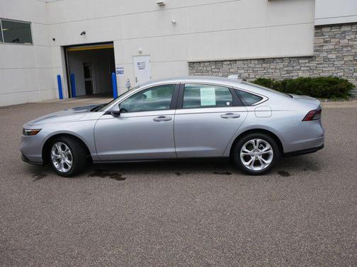 2025 Honda Accord LX 1.5T