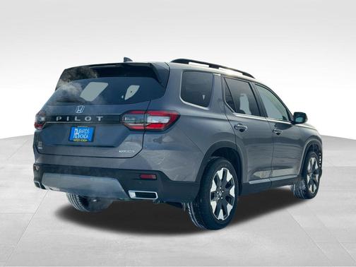 2026 Honda Pilot Touring 8-Passenger