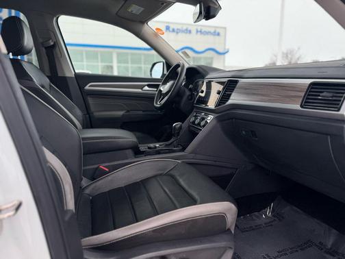 2022 Volkswagen Atlas 3.6L SEL