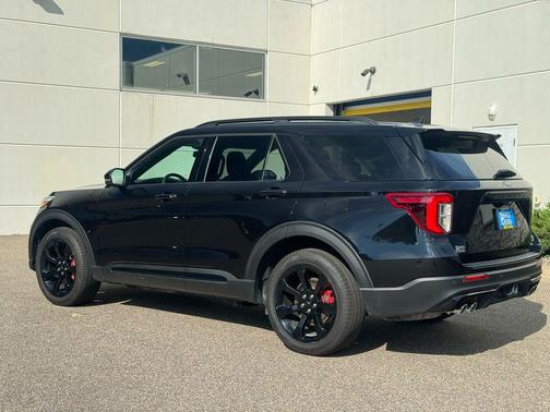 2024 Ford Explorer ST