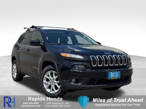 Brilliant Black Crystal Pearlcoat 2015 Jeep Cherokee Latitude