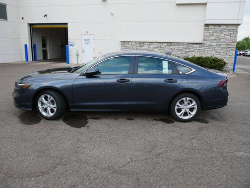2025 Honda Accord LX 1.5T