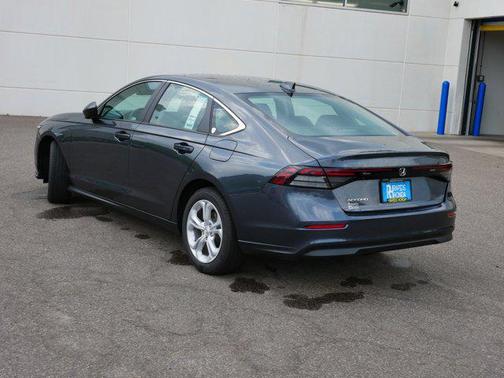 2025 Honda Accord LX 1.5T