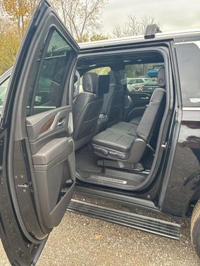 2023 Cadillac Escalade ESV Premium Luxury Platinum