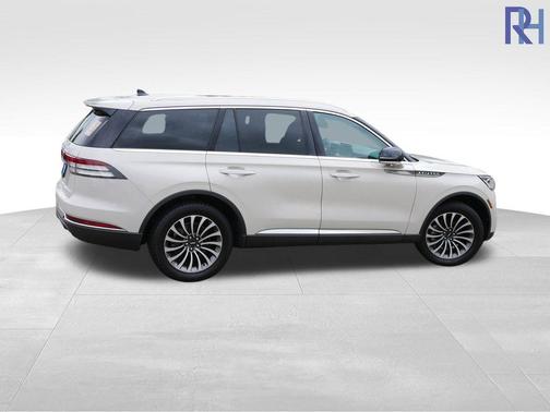 2023 Lincoln Aviator Standard AWD