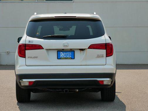2016 Honda Pilot Elite