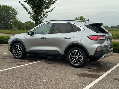 2021 Ford Escape Titanium