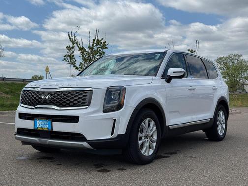 Glacial White Pearl 2021 Kia Telluride LX