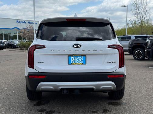 Glacial White Pearl 2021 Kia Telluride LX