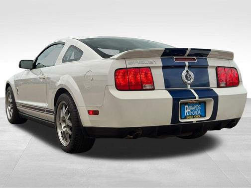 2008 Ford Shelby GT500 Base