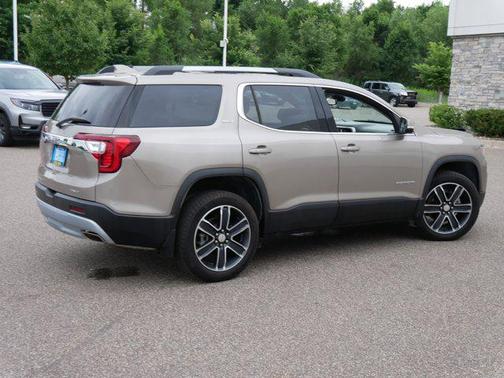 2022 GMC Acadia AWD SLT