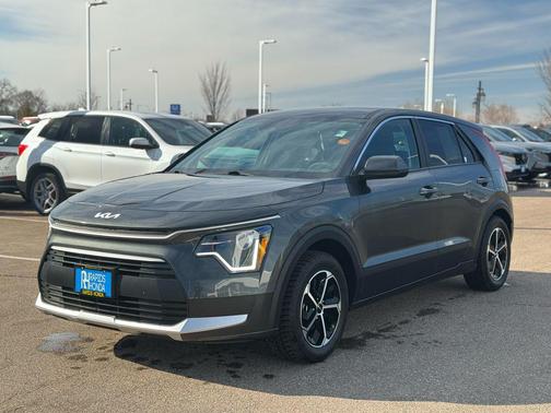 2025 Kia Niro LX