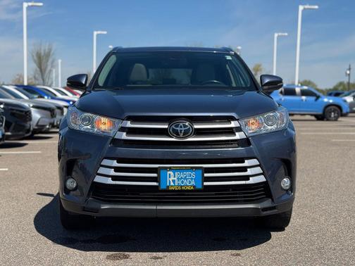 Shoreline Blue Pearl 2018 Toyota Highlander XLE